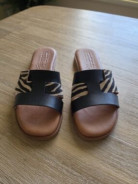 MTNG Black & Tan Zebra-Accent Slide Sandals